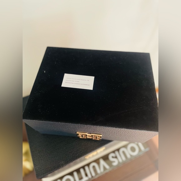 Decorative Black Box Set with Gold Accents - Picture 3 of 11